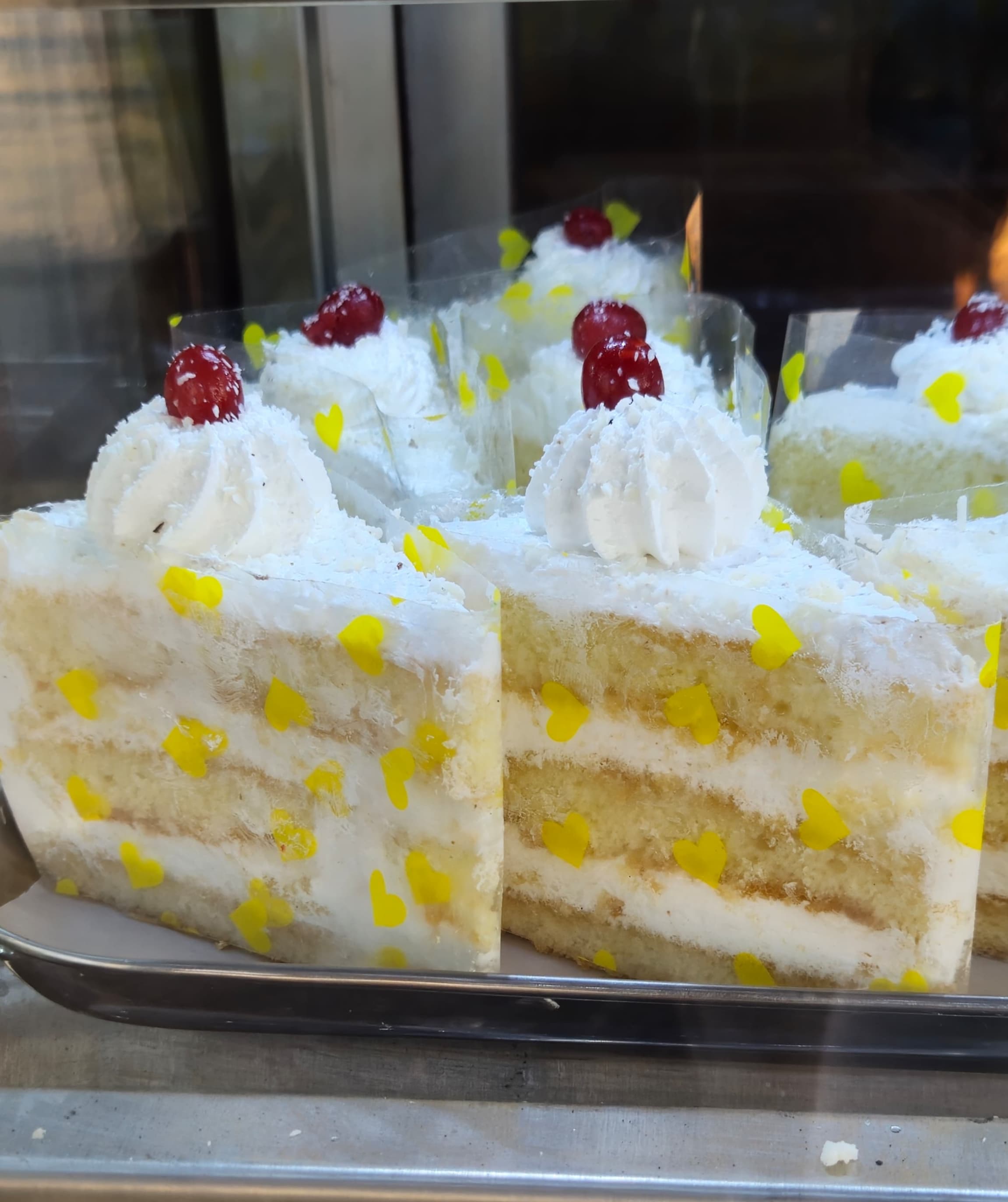 White Forest Piece Cake